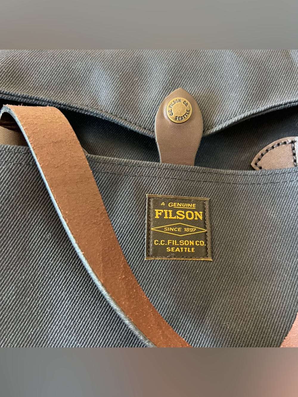 Filson Rugged Twill Original Briefcase - Navy with Brown Leather Trim - Picture 10 of 16